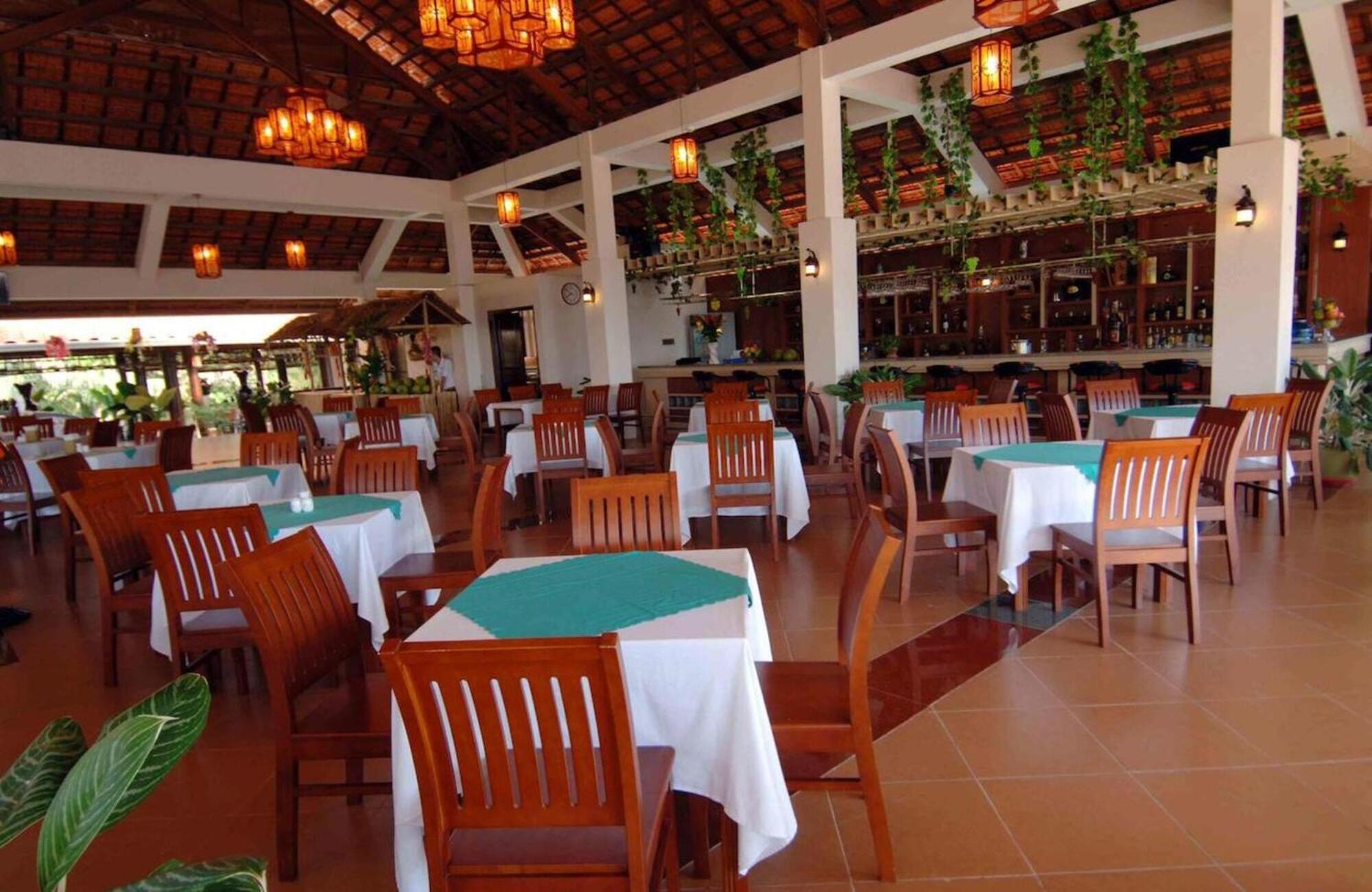Saigon Emerald Beach Resort Phan Thiet Exteriör bild