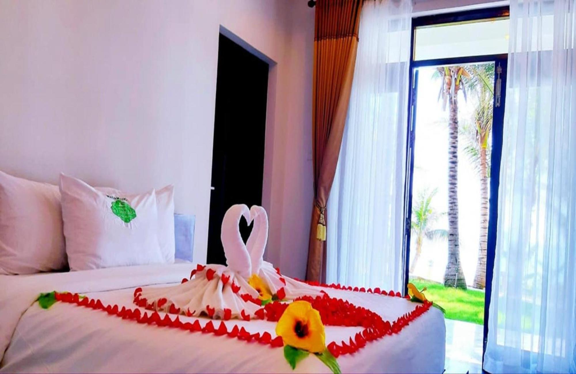 Saigon Emerald Beach Resort Phan Thiet Exteriör bild