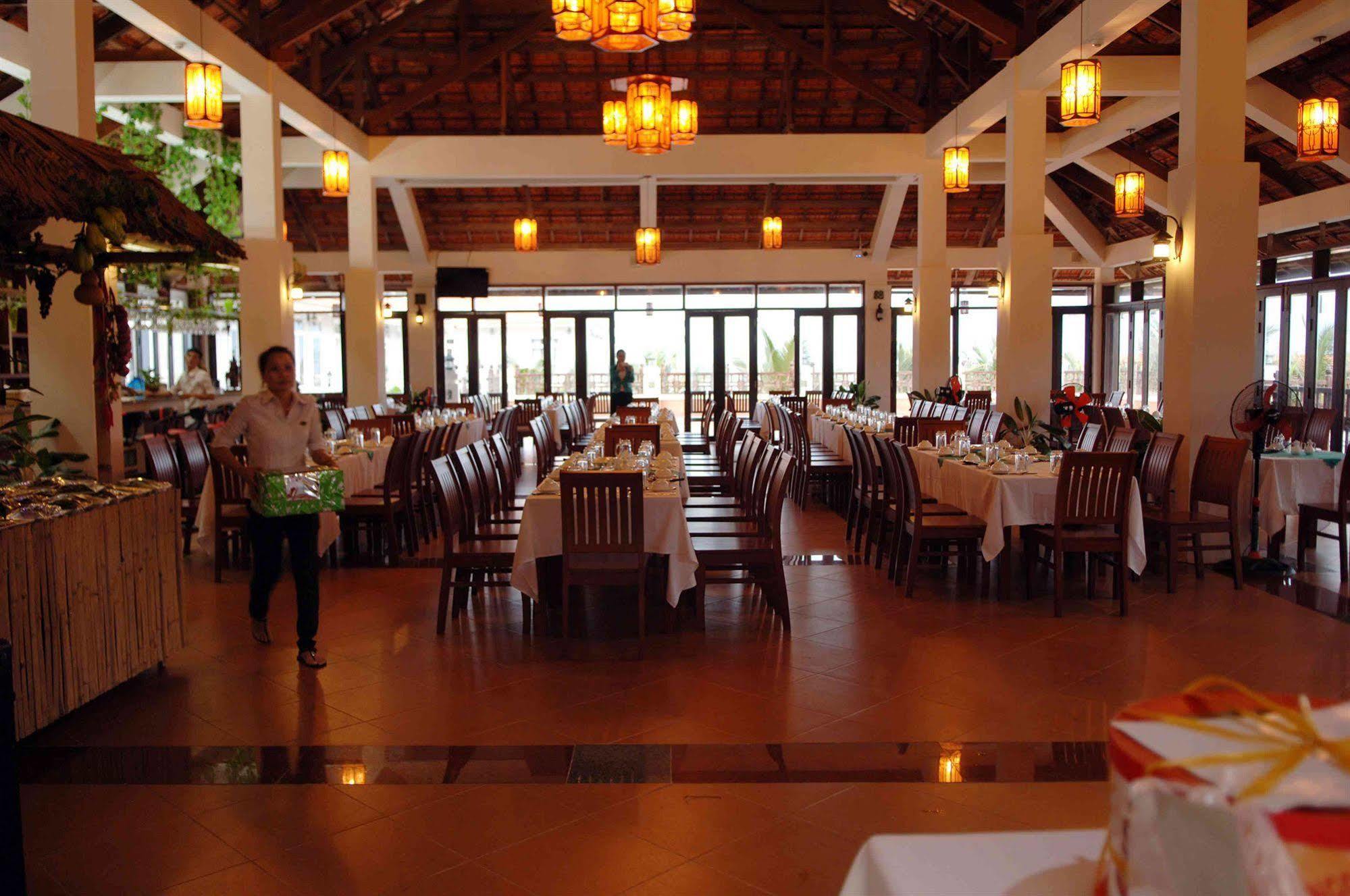 Saigon Emerald Beach Resort Phan Thiet Exteriör bild